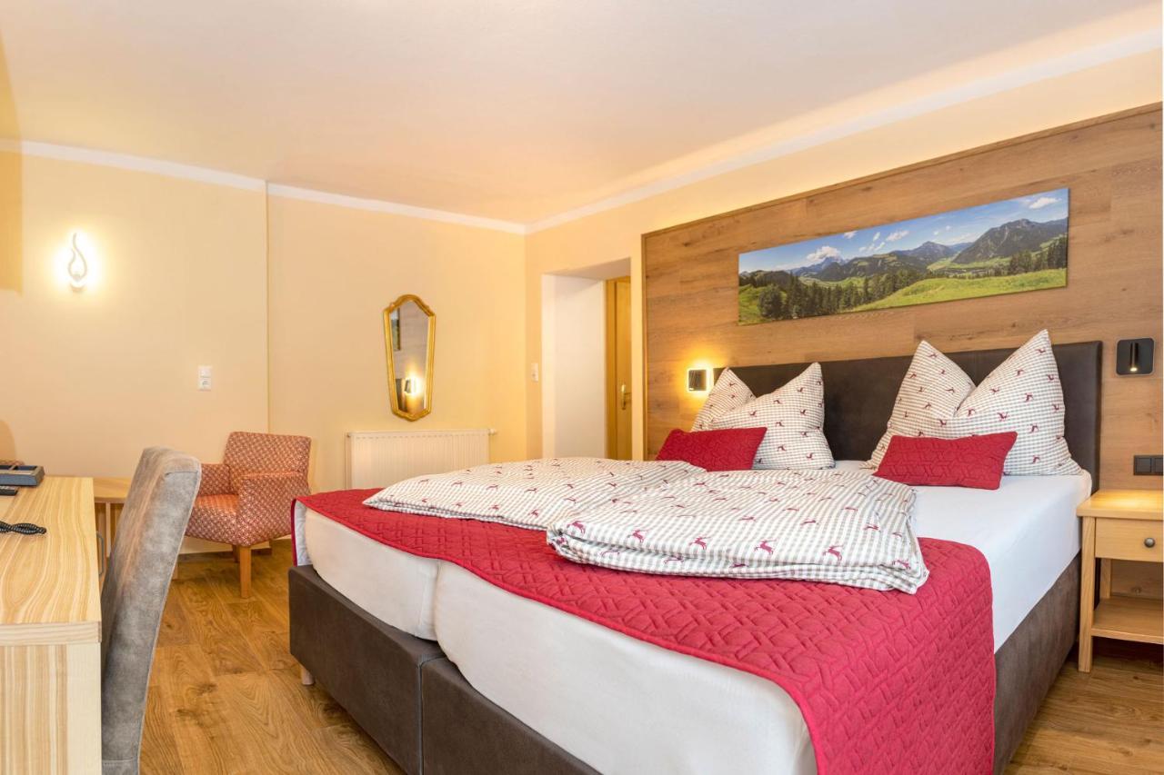 Hotel Schneeberger Niederau Esterno foto