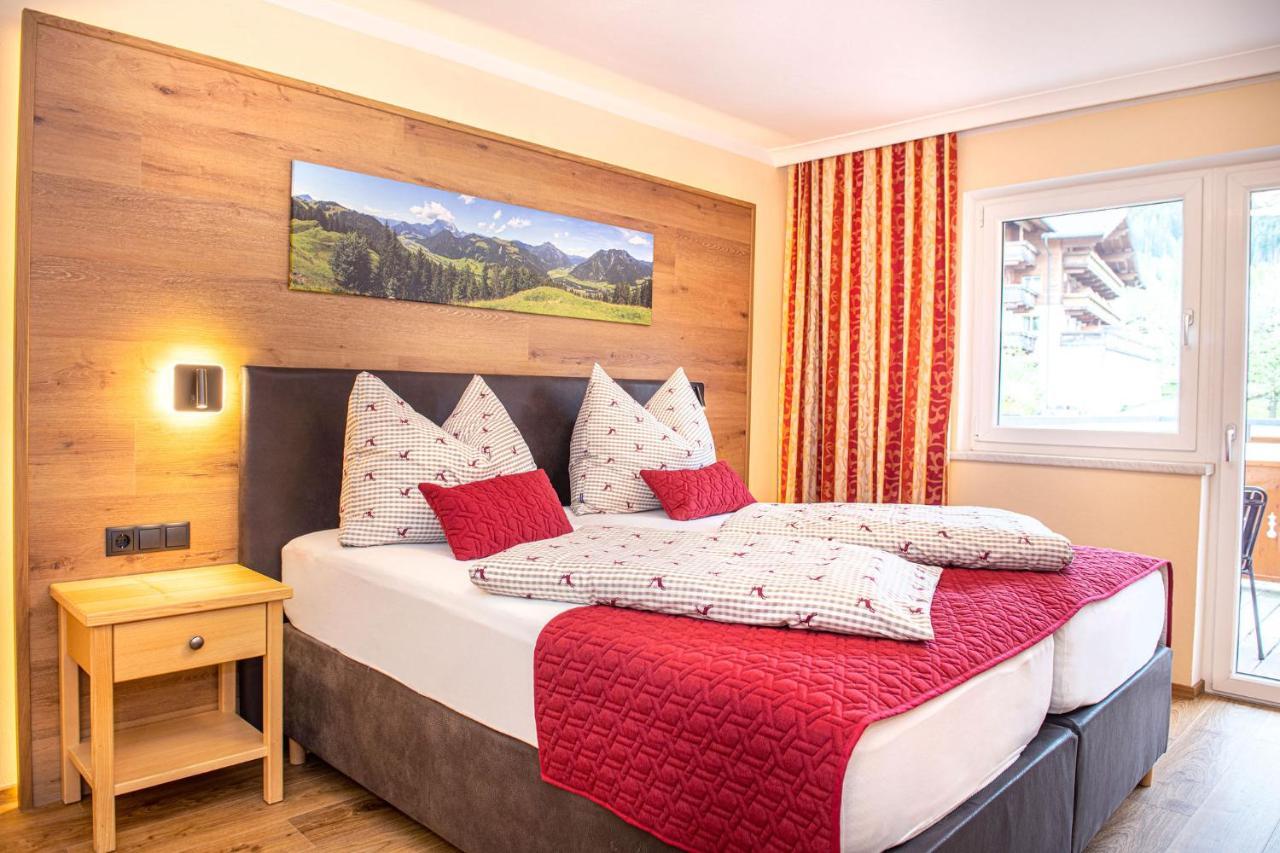 Hotel Schneeberger Niederau Esterno foto