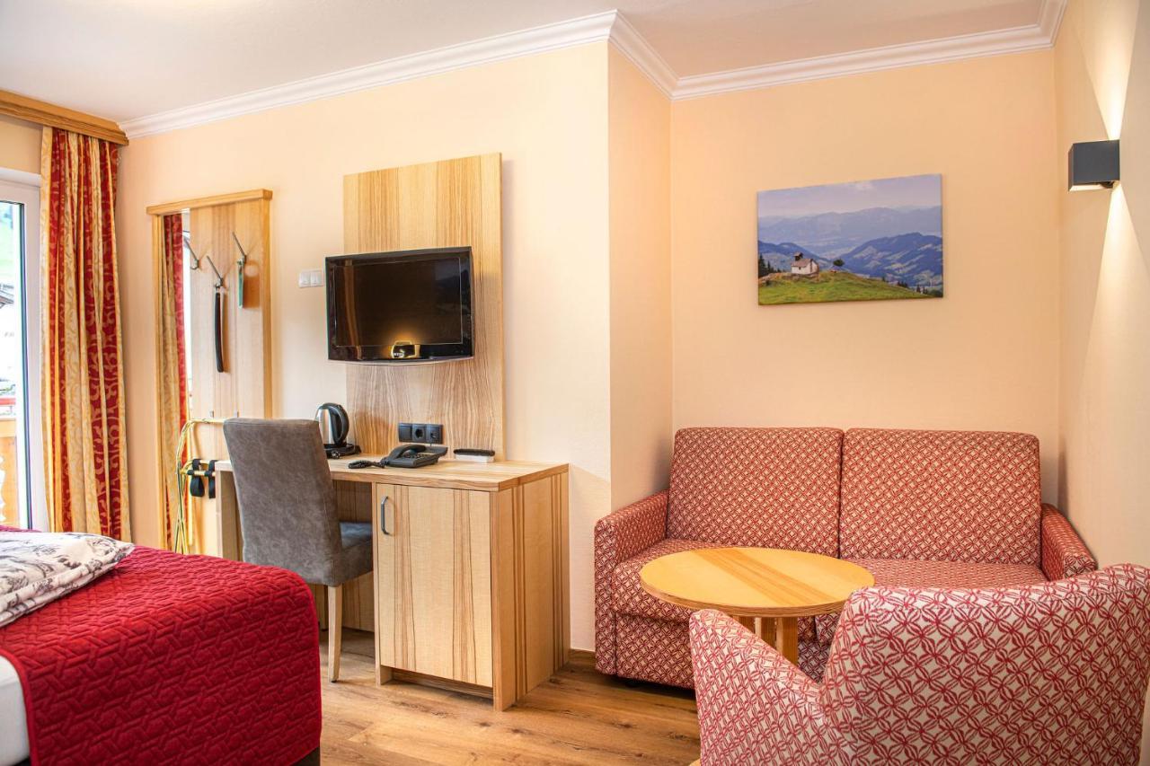 Hotel Schneeberger Niederau Esterno foto