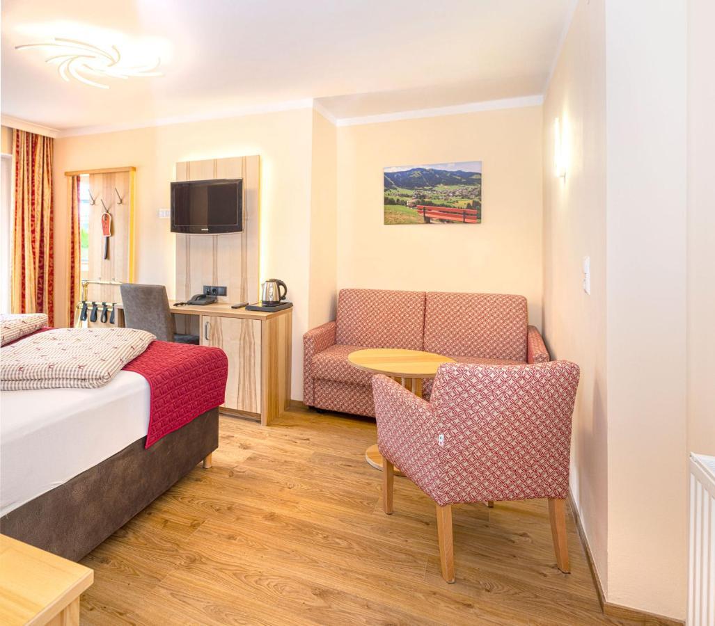 Hotel Schneeberger Niederau Esterno foto