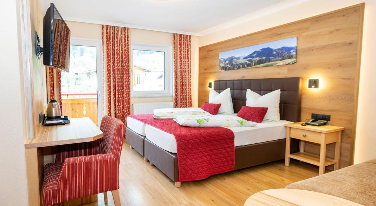 Hotel Schneeberger Niederau Esterno foto